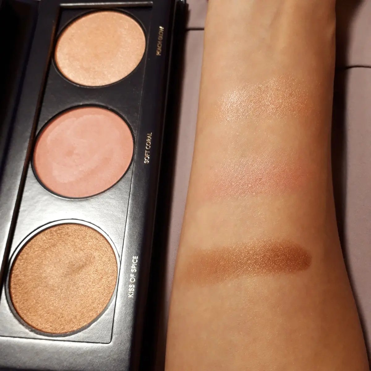 オーシャン サンセット グロー チーク パレット/bareMinerals/パウダーチークを使ったクチコミ（2枚目）