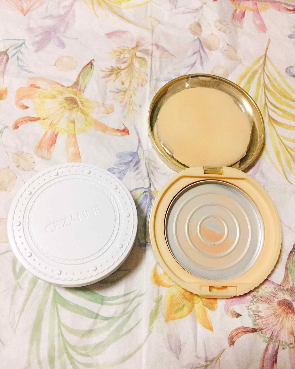 UVクリアフェイスパウダー/CEZANNE/プレストパウダーを使ったクチコミ（1枚目）