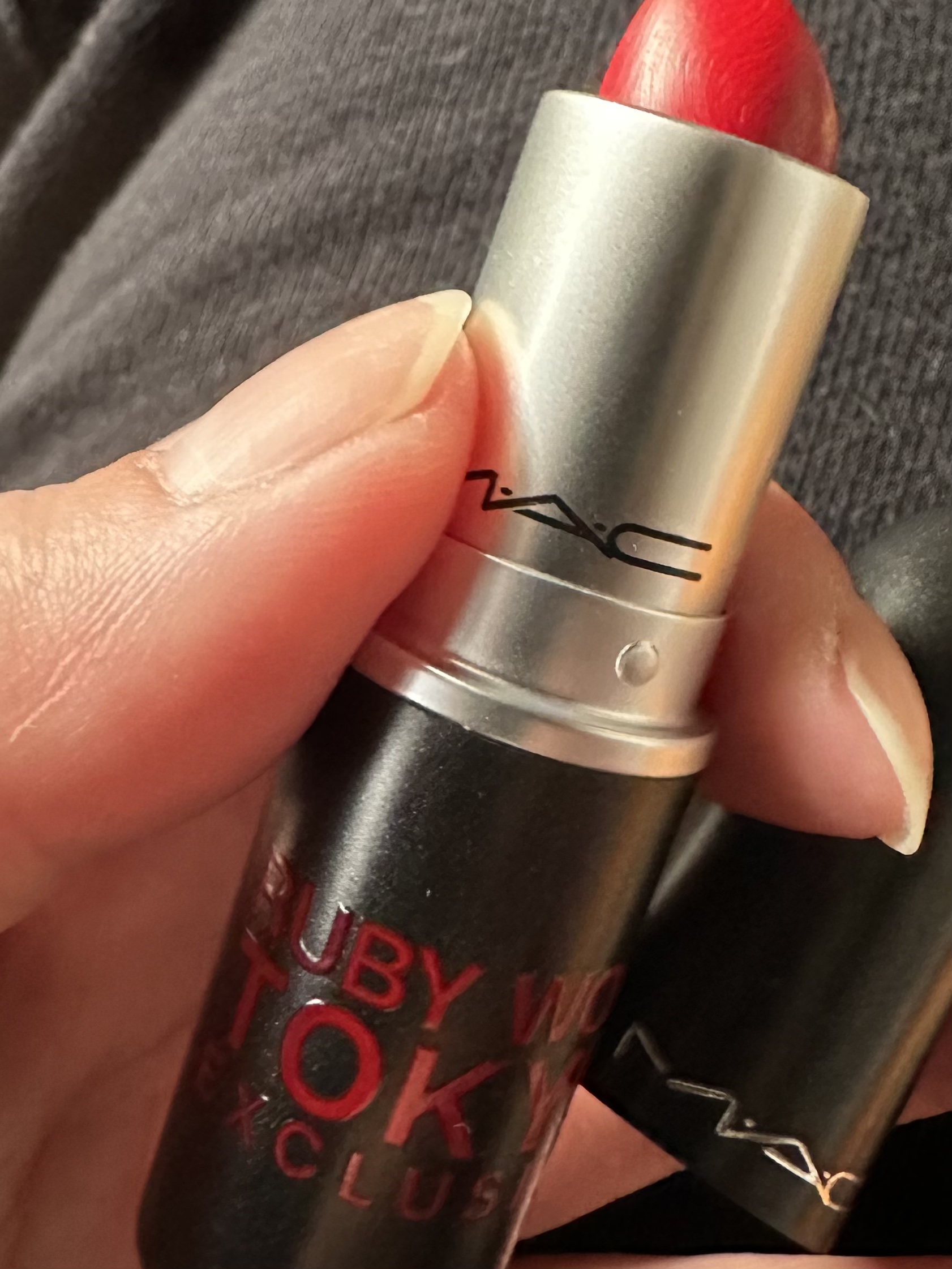 リップスティック ルビー ウー トーキョー (限定) /M・A・C/口紅を使ったクチコミ（2枚目）