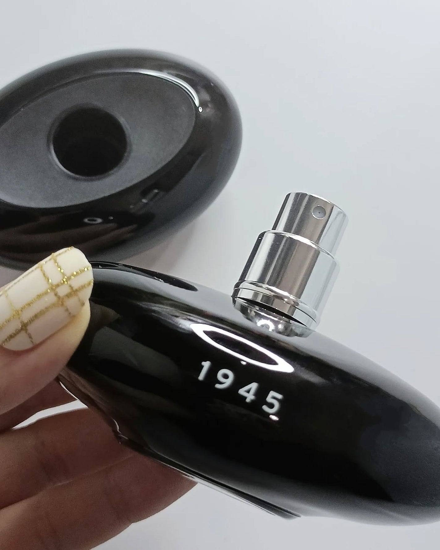 1945 オードトワレ BLACK/SHOLAYERED/香水(その他)を使ったクチコミ(2枚目)