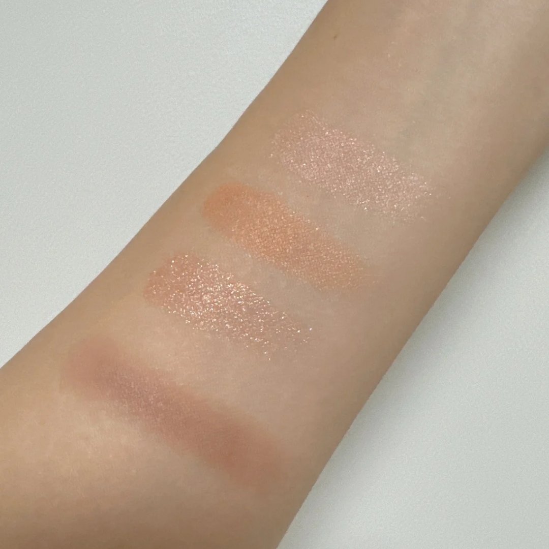 アンノウンアイズ 03 PLAY AMBER（プレイアンバー）/STEIASUR（ステイアシュール）/アイシャドウパレットを使ったクチコミ（2枚目）