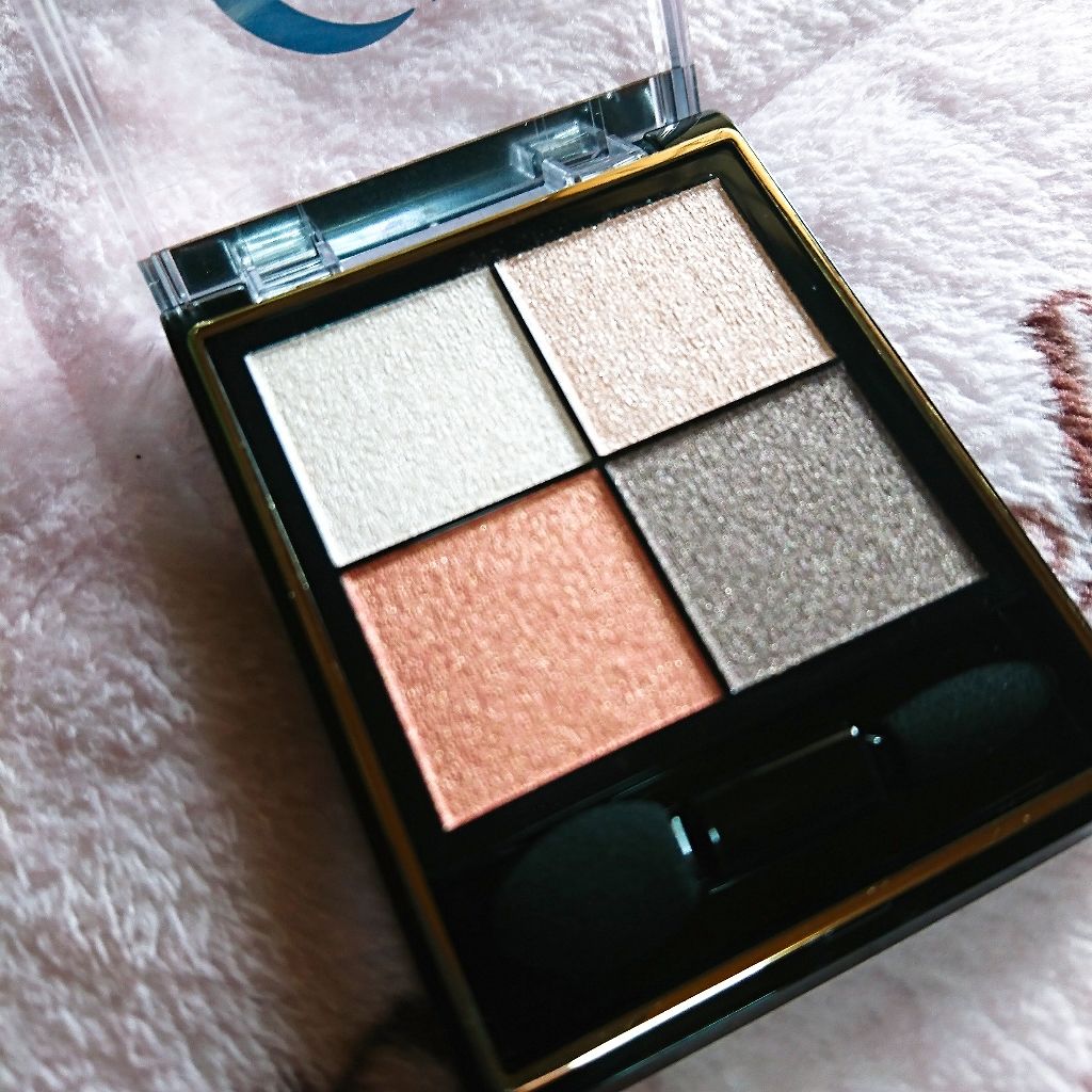 リアルクローズシャドウ/excel/アイシャドウパレットを使ったクチコミ(2枚目)