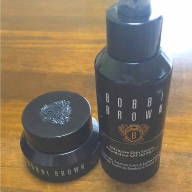 インテンシブ スキン セラム ファンデーション SPF40（PA++++）/BOBBI BROWN/リキッドファンデーションを使ったクチコミ（1枚目）