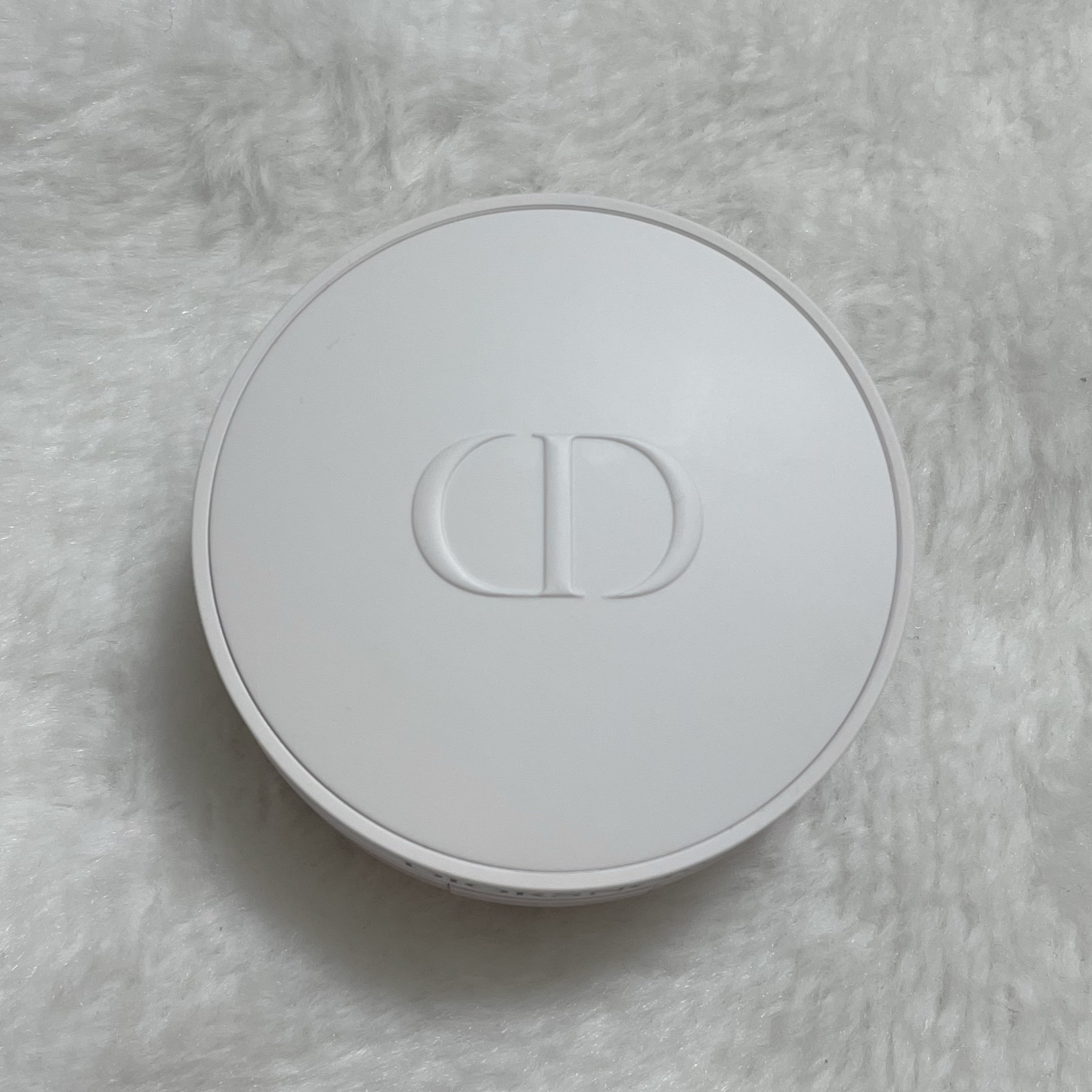 【未使用】国内正規品　ディオールスノー クッションファンデ　 UVシールドコスメ ディオール スノー UV シールド クッション / ディオール