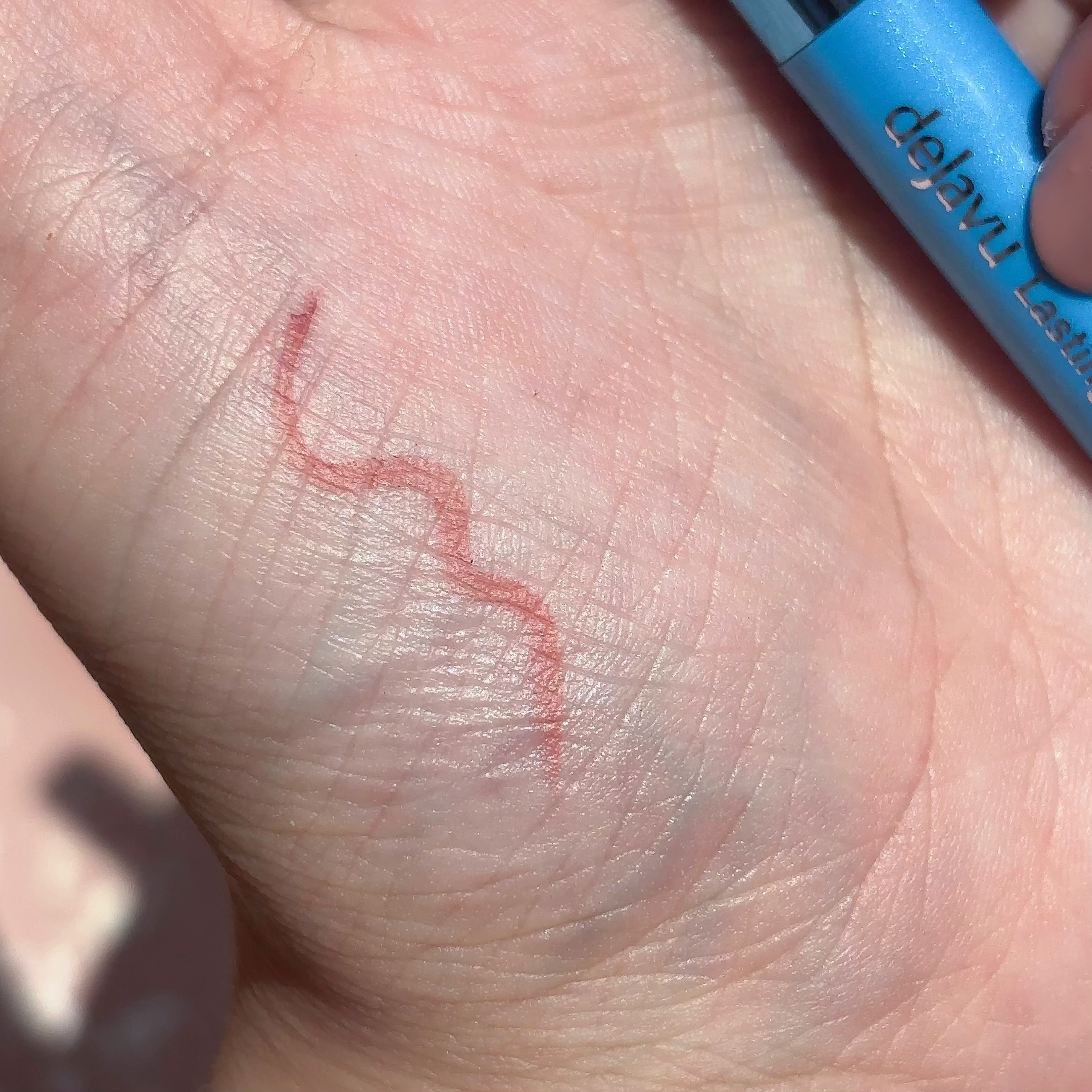 「密着アイライナー」極細クリームペンシル/デジャヴュ/ペンシルアイライナーを使ったクチコミ（2枚目）