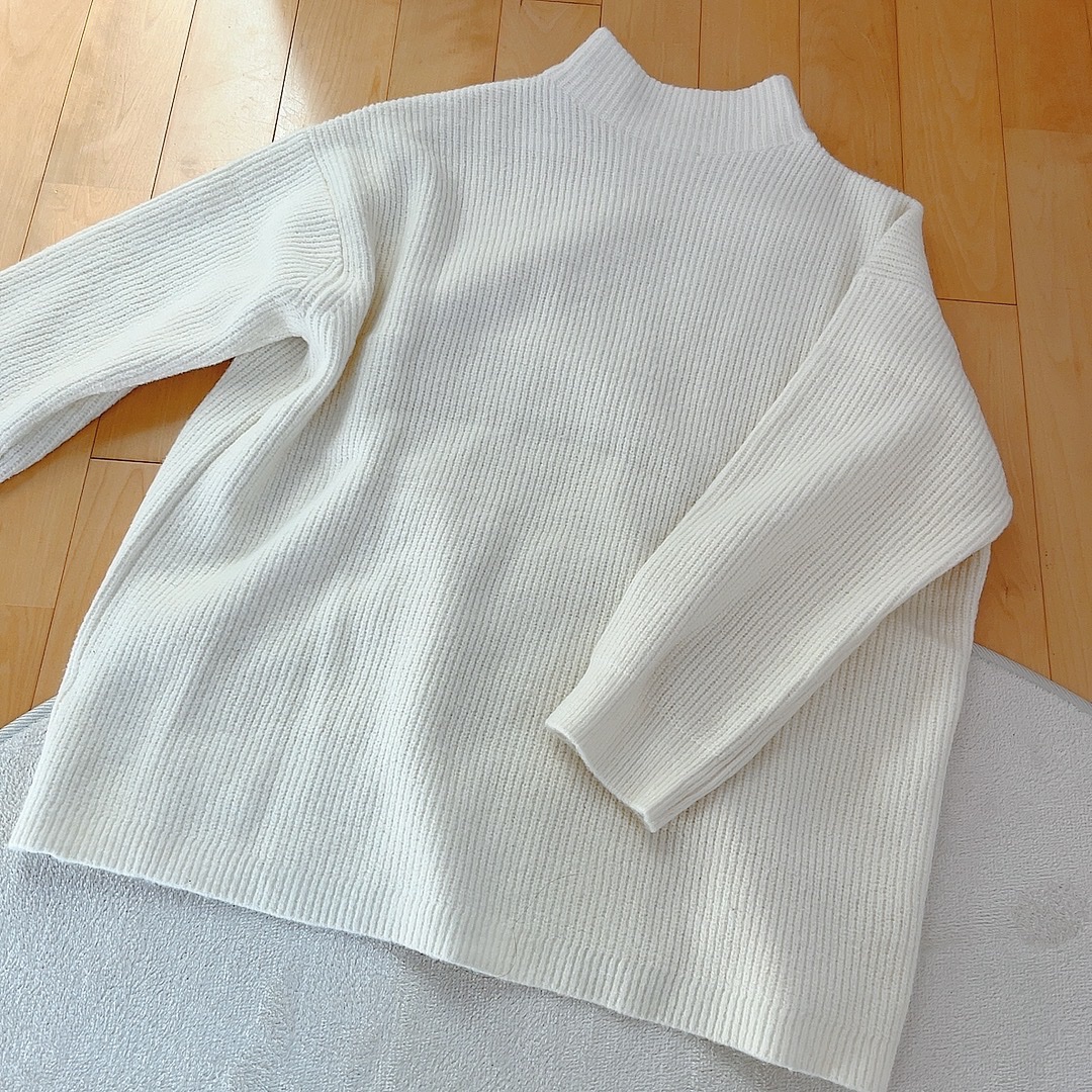 パフィータッチオーバーサイズ ハイネックセーター/GU/その他を使ったクチコミ（2枚目）