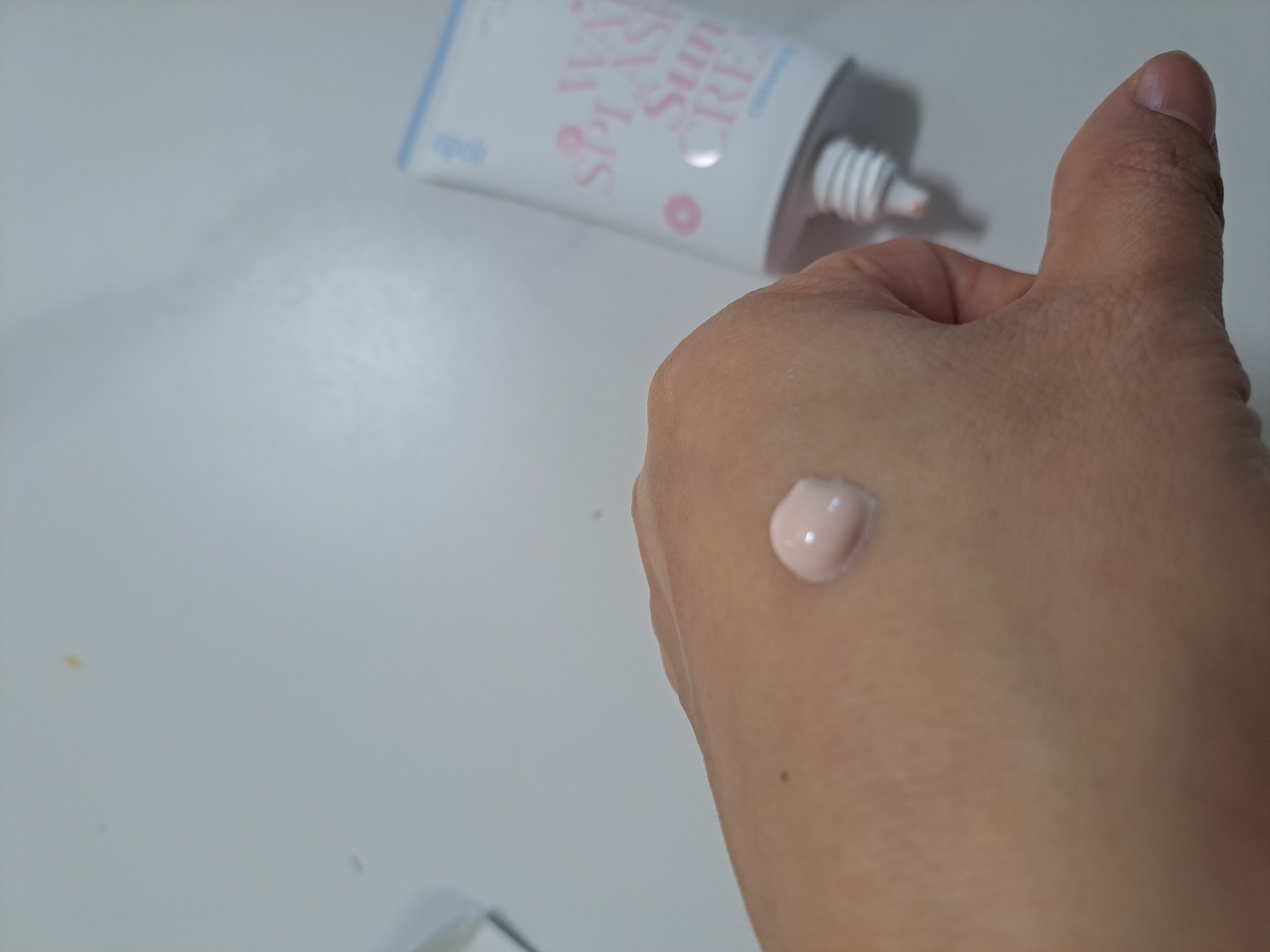 ウォータースプラッシュサンクリーム セラミド/espoir/日焼け止めクリームを使ったクチコミ（2枚目）