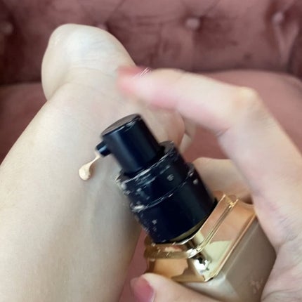 クレ・ド・ポー ボーテ タンフリュイドエクラ ナチュレル/クレ・ド・ポー ボーテ/リキッドファンデーションを使ったクチコミ(2枚目)