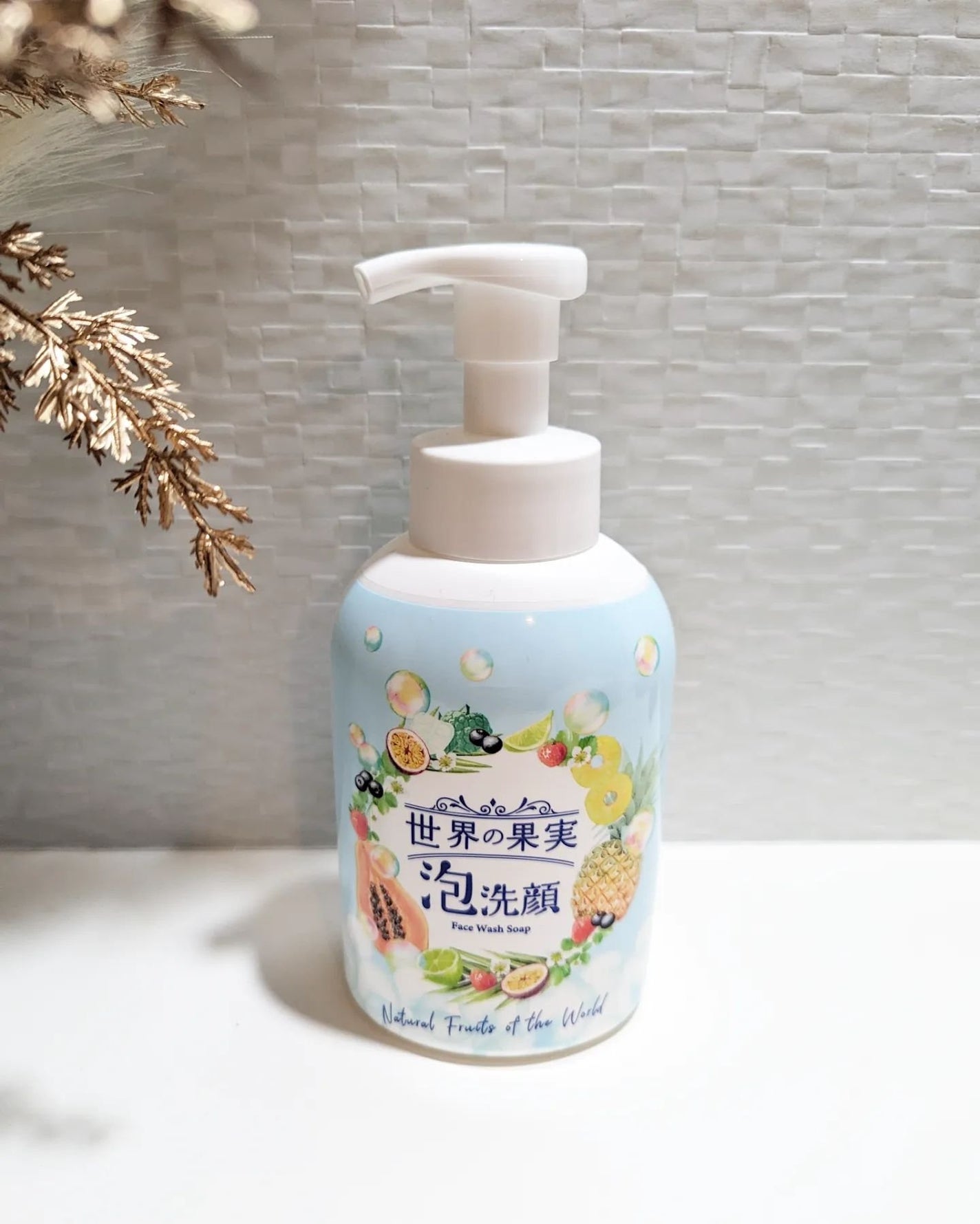 世界の果実 すっきり泡洗顔/世界の果実/泡洗顔を使ったクチコミ(1枚目)