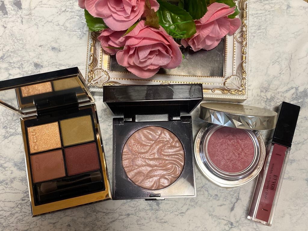 フェイスイルミネーター/ローラ メルシエ/パウダーハイライトを使ったクチコミ(1枚目)