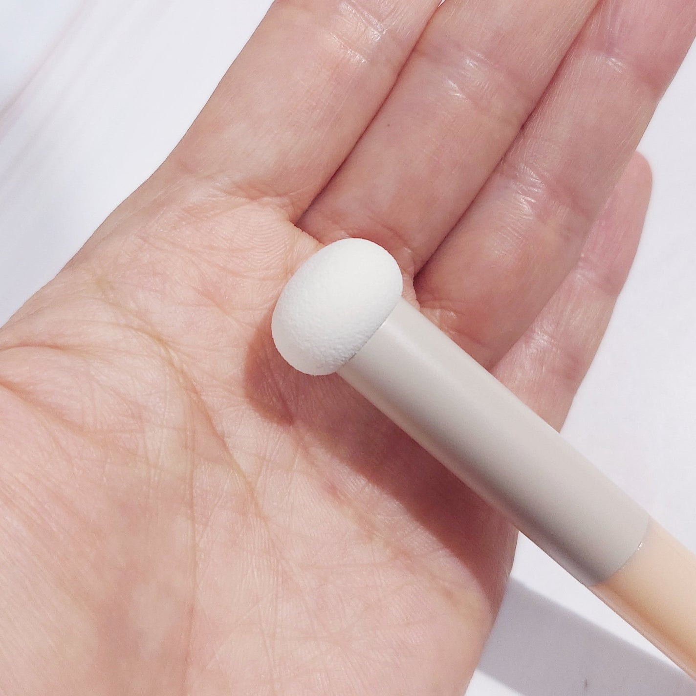 スティックパフ キノコ型/セリア/メイクブラシを使ったクチコミ(2枚目)