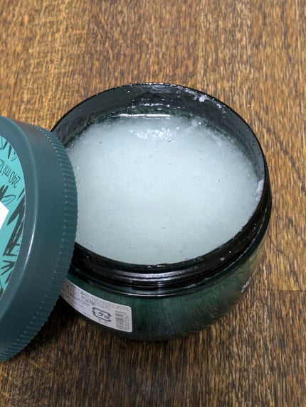 ティーツリー クリア&バランシング ヘアスクラブ/THE BODY SHOP/市販シャンプーを使ったクチコミ(2枚目)