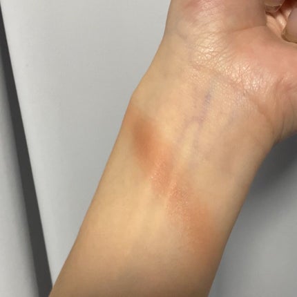 アディクション ザ ブラッシュ マット 005M Nude Romance/ADDICTION/パウダーチークを使ったクチコミ(2枚目)