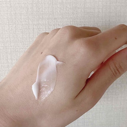 メイクミーハッピー ハンドクリーム WHITE/キャンメイク/ハンドクリームを使ったクチコミ(3枚目)