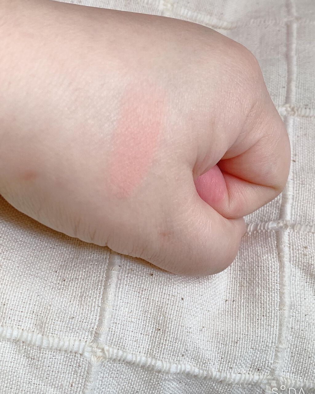 アピュー ジューシーパン メレンゲチーク CR02　グアバメレンゲ/A’pieu/パウダーチークを使ったクチコミ（2枚目）