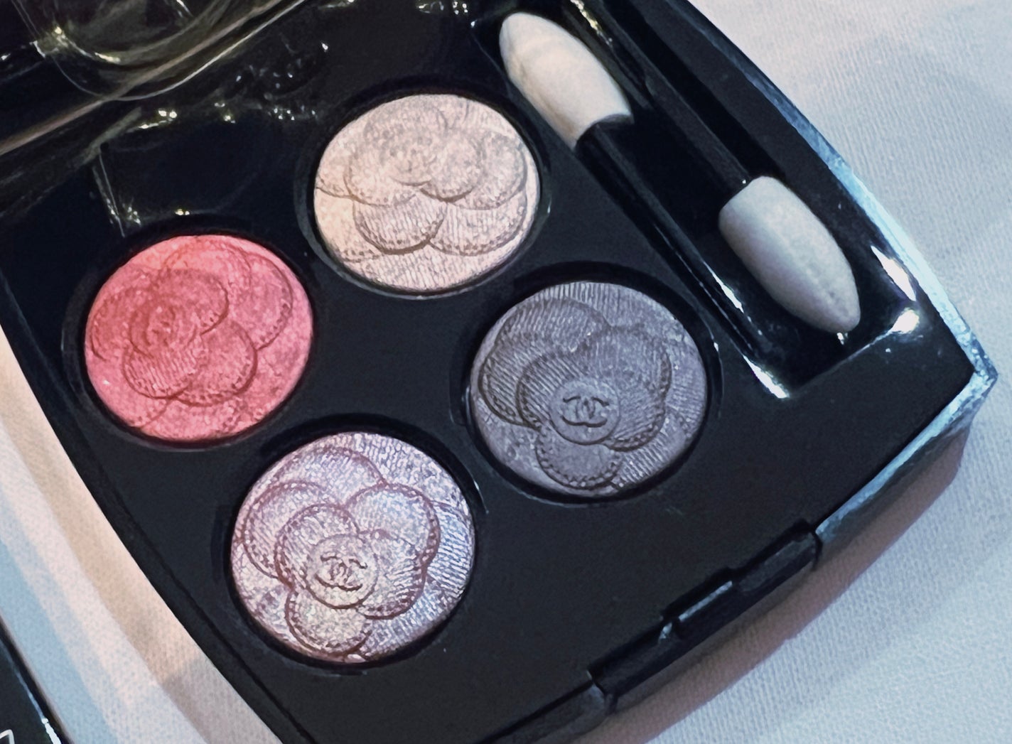 レ キャトル オンブル/CHANEL/アイシャドウパレットを使ったクチコミ(1枚目)