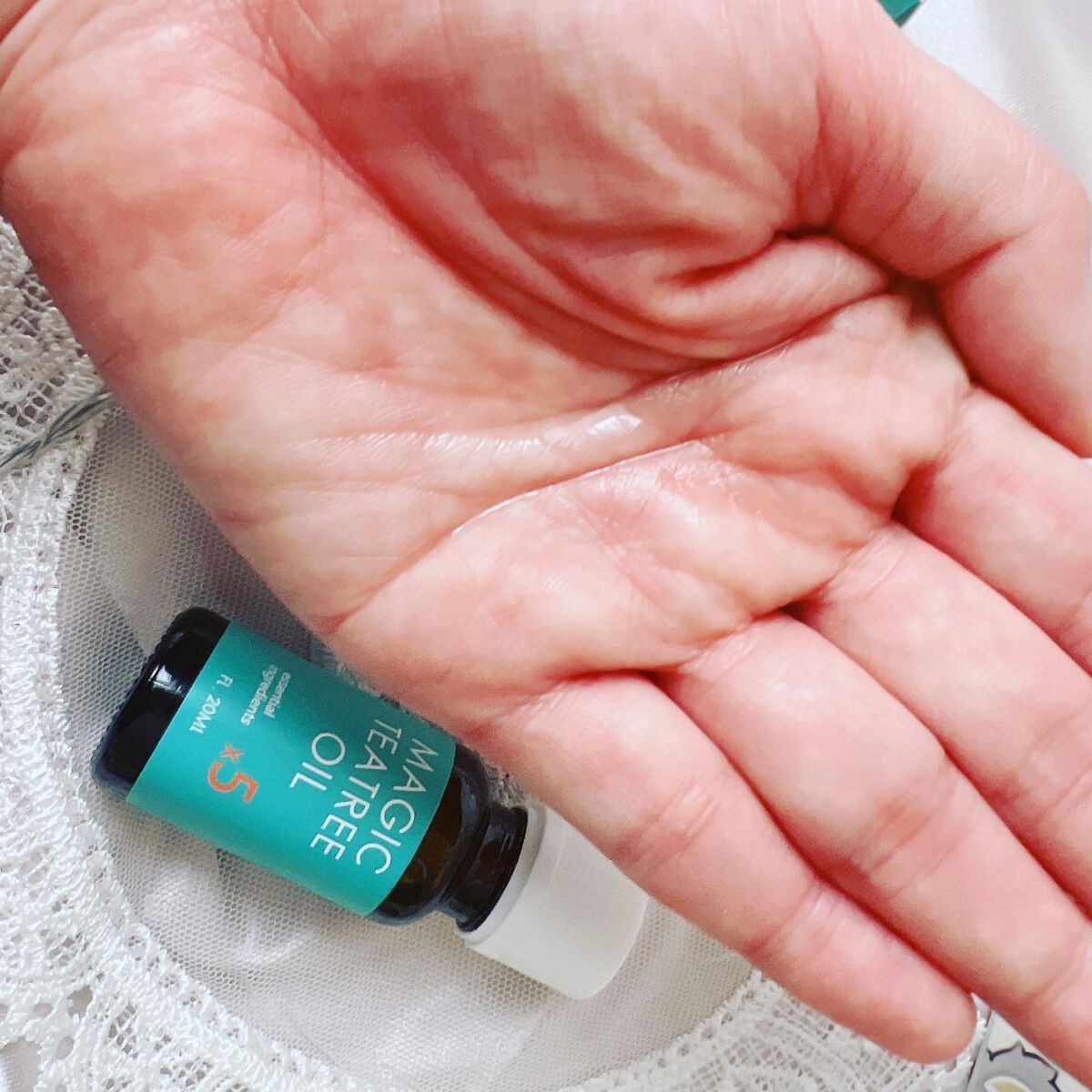 マジックティーツリーオイル/ブラン/フェイスオイルを使ったクチコミ(3枚目)