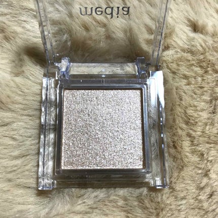 ブライトアップアイシャドウ/media/単色アイシャドウを使ったクチコミ(2枚目)