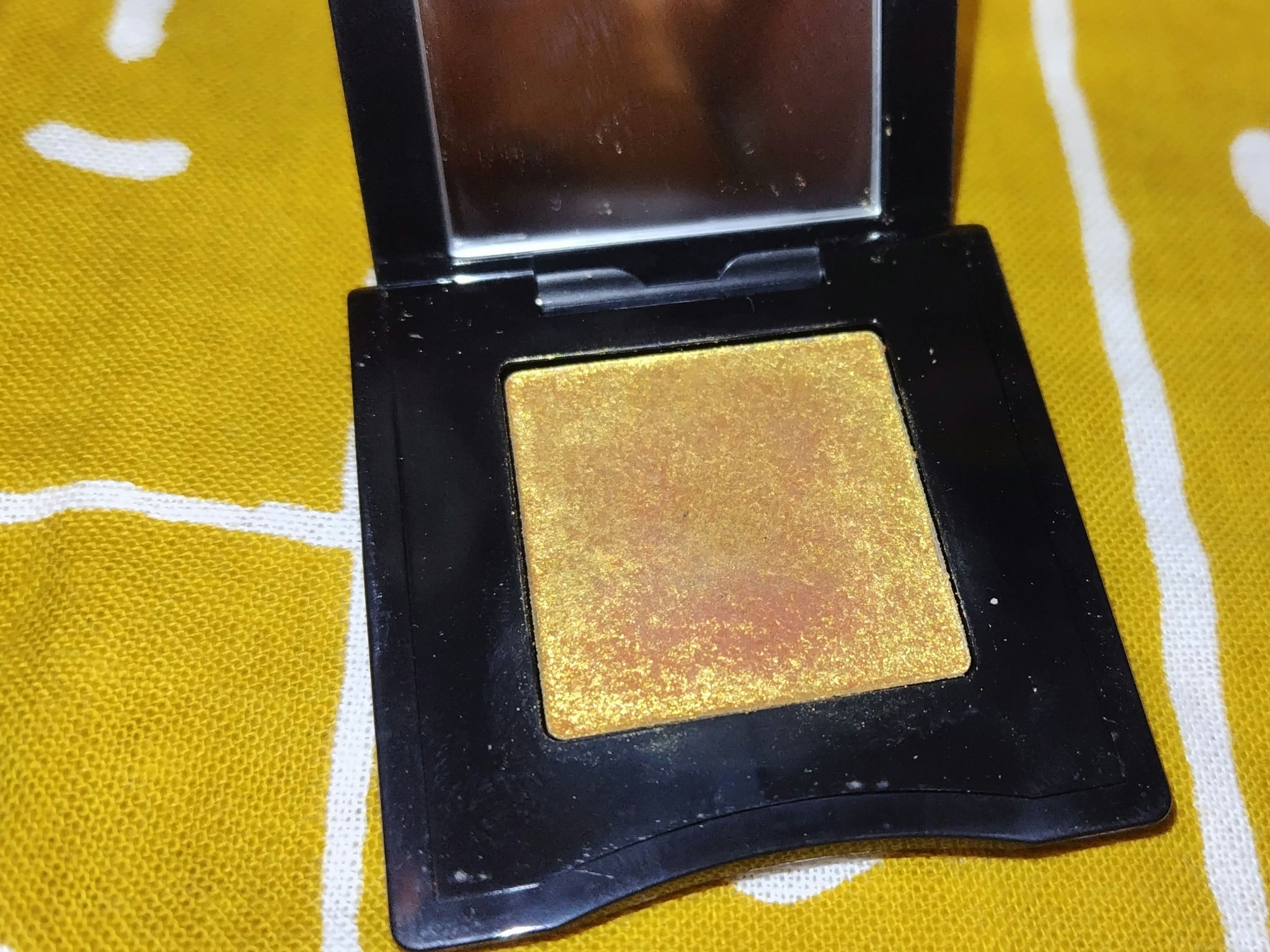 アディクション ザ アイシャドウ マット 022M Citrine/ADDICTION/単色アイシャドウを使ったクチコミ（2枚目）