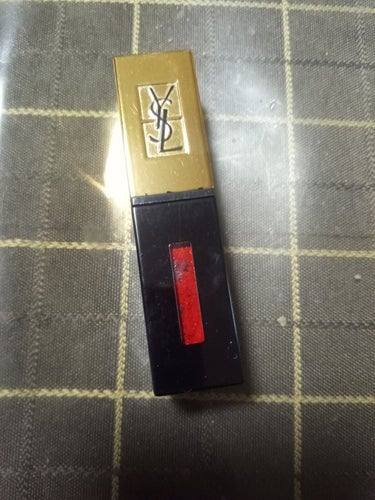 YVES SAINT LAURENT BEAUTE ルージュ ピュールクチュール ヴェルニのクチコミ「購入品

今年最初の購入品はYVES SAINT LAURENT BEAUTEのルージュ ピュ.....」（1枚目）