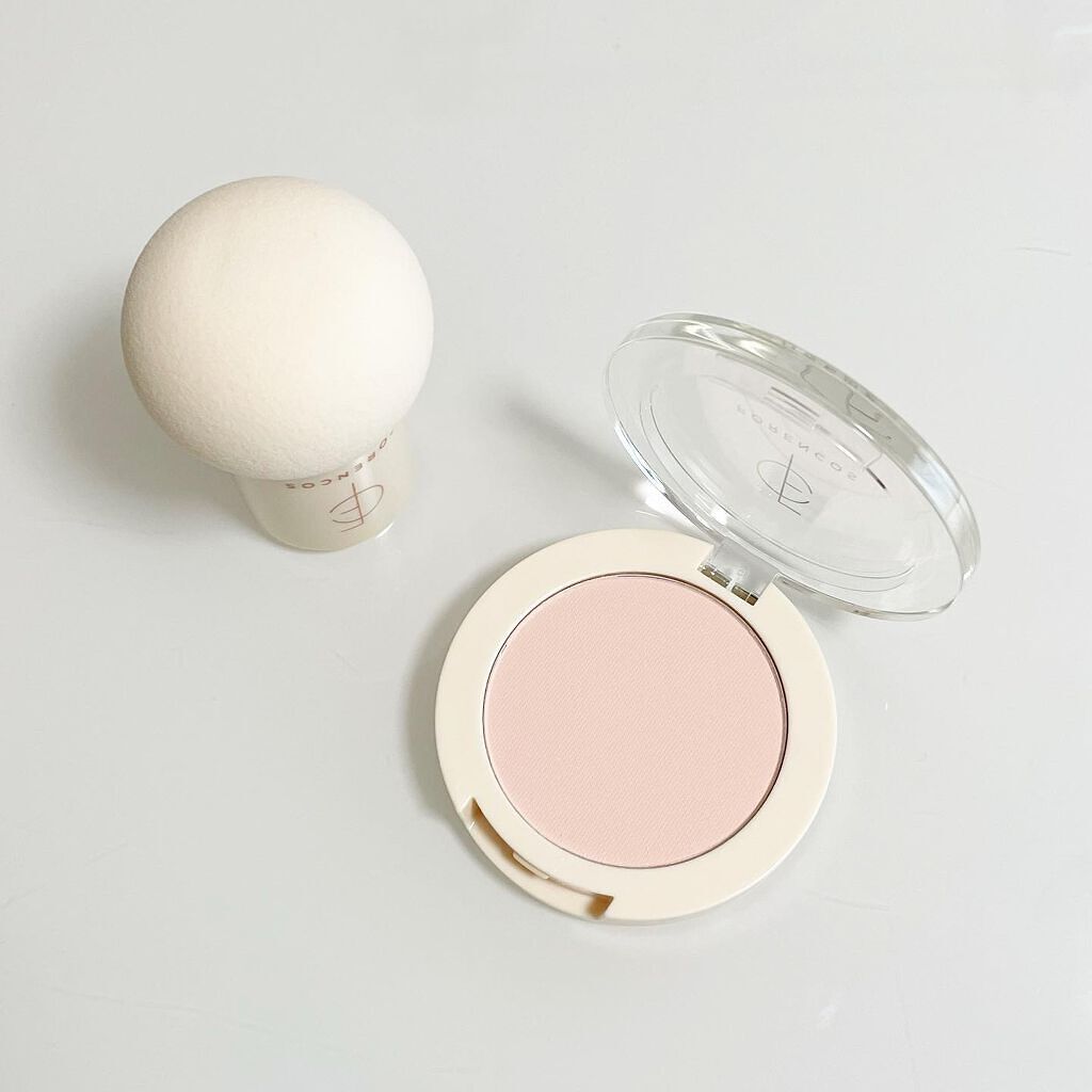 ベアブラッシャー パフ付き/フォレンコス/パウダーチークを使ったクチコミ(2枚目)