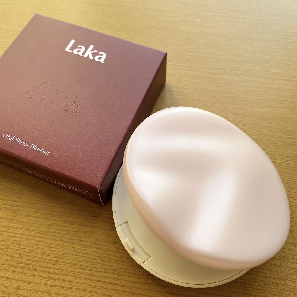 バイタルシアーブラッシャー/Laka/パウダーチークを使ったクチコミ（3枚目）