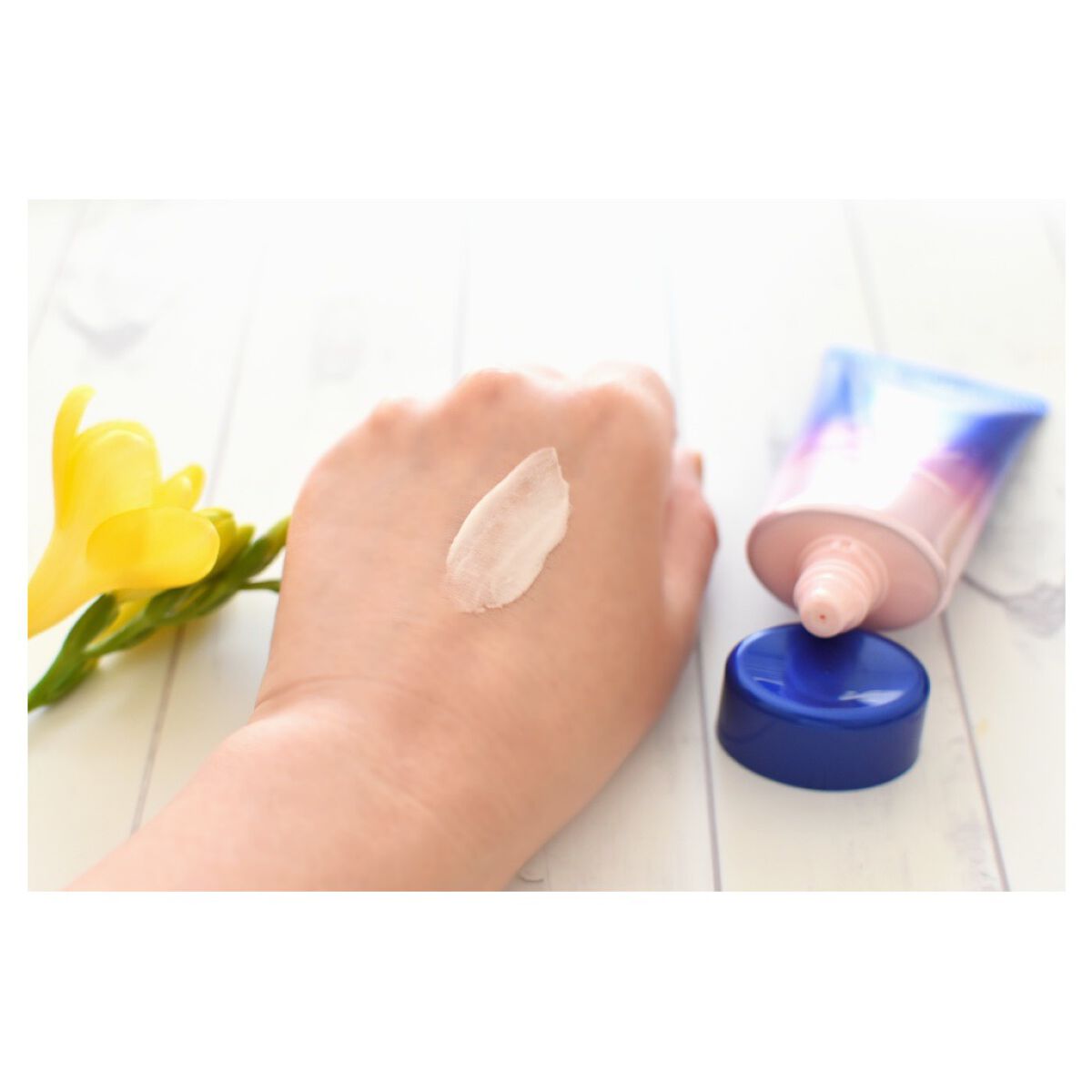 ニベアUV ディープ プロテクト&ケア トーンアップ エッセンス/ニベア/日焼け止めローションを使ったクチコミ(4枚目)