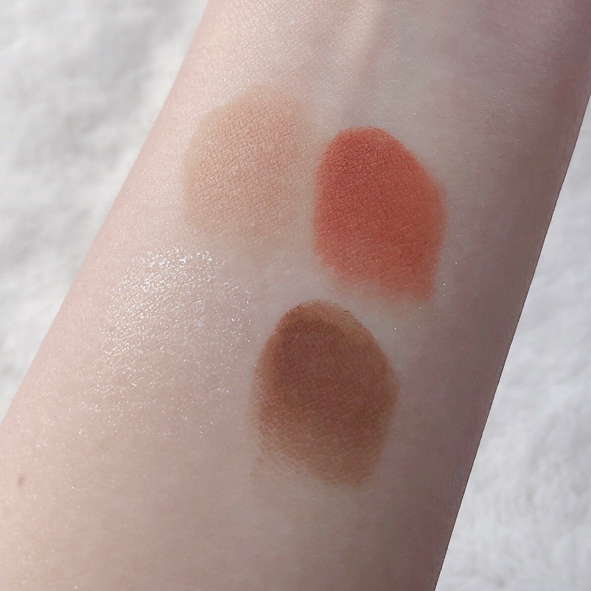 ベターザンアイズ ミュージックシリーズ/rom&nd/アイシャドウパレットを使ったクチコミ(3枚目)