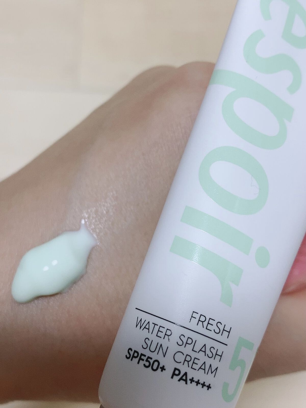 ウォータースプラッシュサンクリーム グリーン/espoir/日焼け止め・UVケアを使ったクチコミ（2枚目）