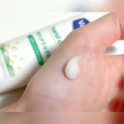 薬用ハンド&フィンガー/ヴァセリン/ハンドクリームを使ったクチコミ(2枚目)