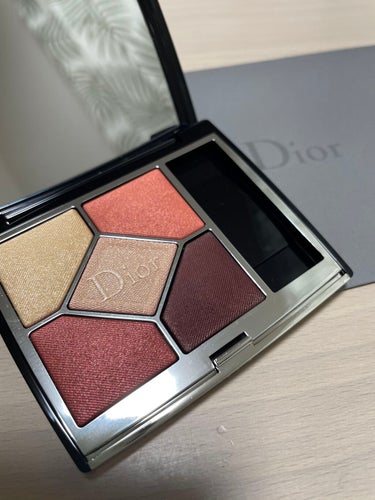 Dior 
サンク クルール クチュール
619 ピンク グロウ

春アイシャドウも購入してて、
似た色味って知りながらも…🤦‍♀️♡
こちらのシリーズははじめまして♡

時間のある、休みの日にメイクす