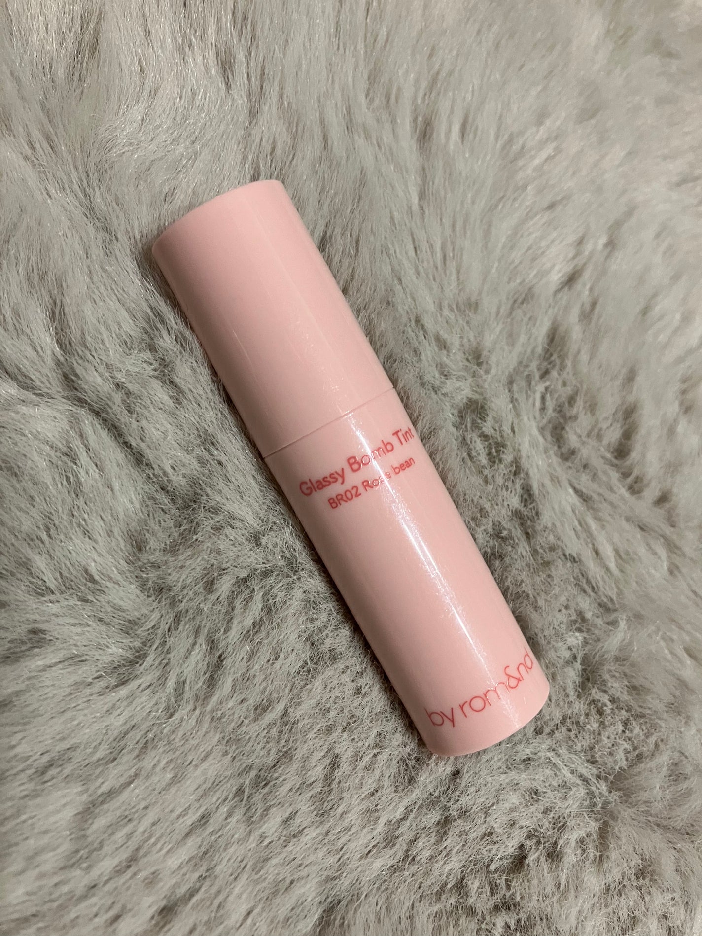 アンドバイロムアンド グラッシーボムティント/&nd by rom&nd/リップティントを使ったクチコミ(1枚目)