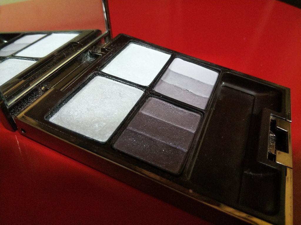 フェザリースモーキーアイズ/LUNASOL/アイシャドウパレットを使ったクチコミ（1枚目）