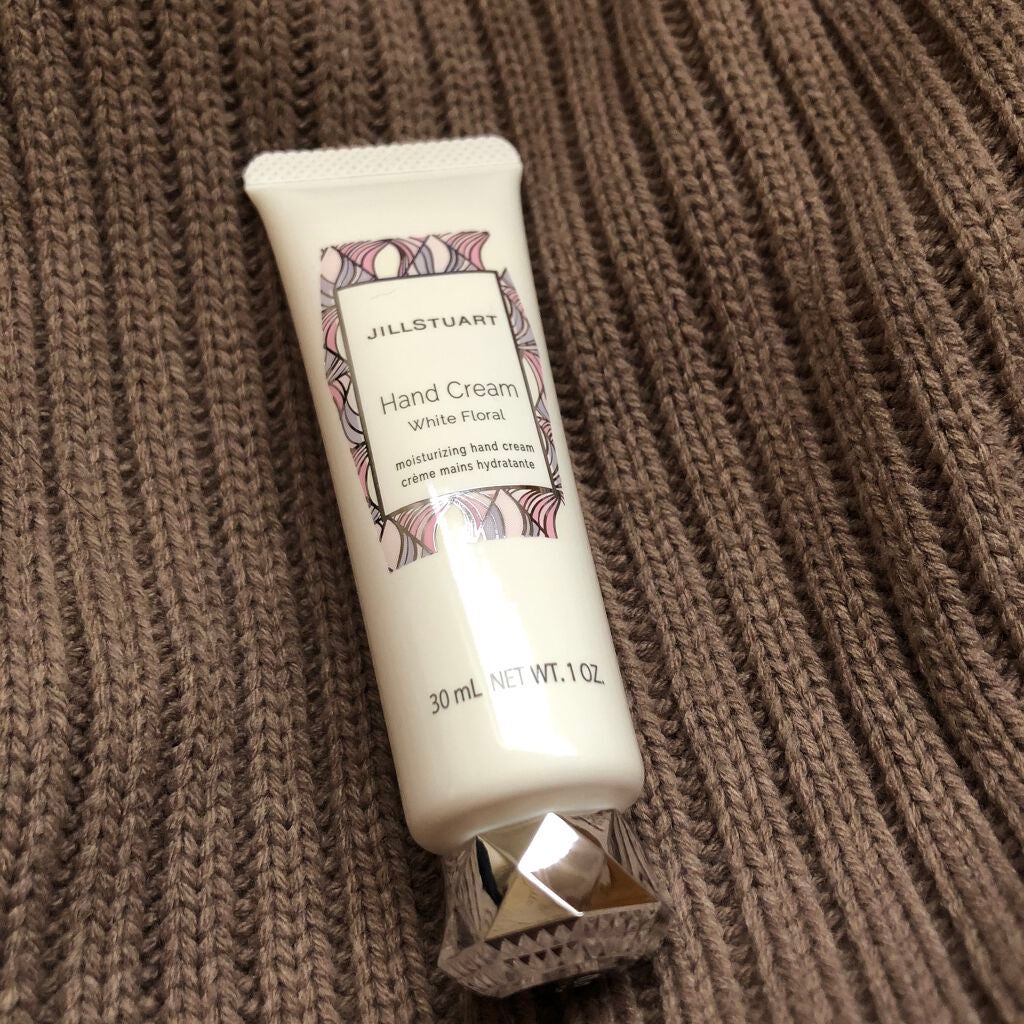 ジルスチュアート ハンドクリーム ホワイトフローラル/JILL STUART/ハンドクリームを使ったクチコミ(1枚目)