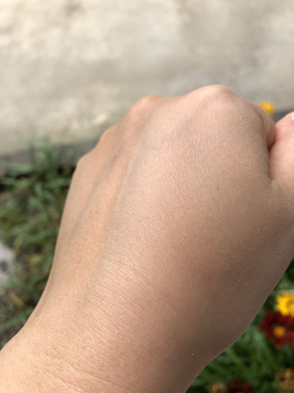 シルキー フィット/COVERMARK/パウダーファンデーションを使ったクチコミ（3枚目）