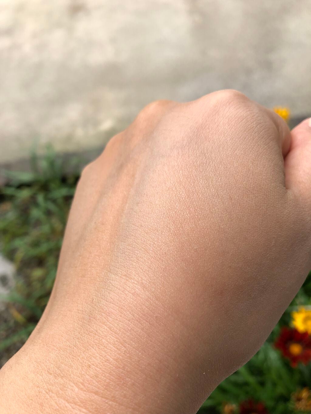 シルキー フィット/COVERMARK/パウダーファンデーションを使ったクチコミ(3枚目)