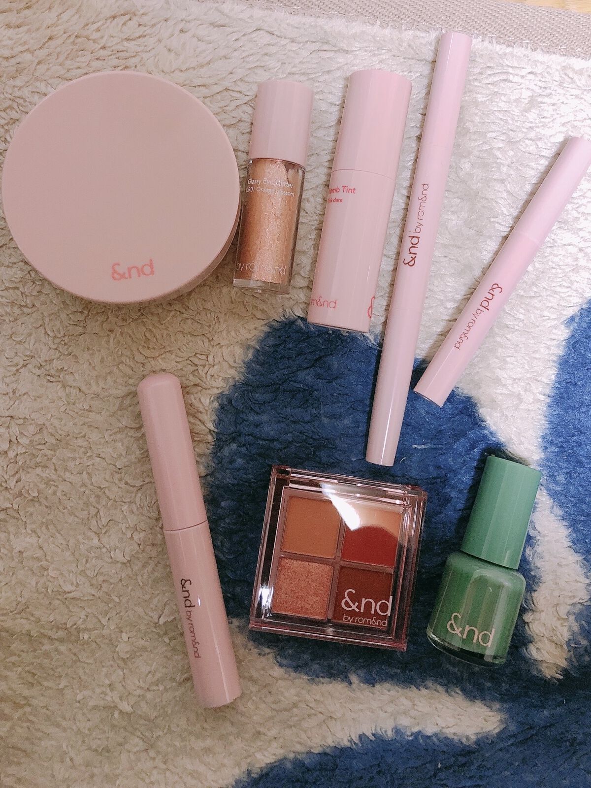 アンドバイロムアンド　グラッシーボムティント/&nd by rom&nd/リップティントを使ったクチコミ（1枚目）