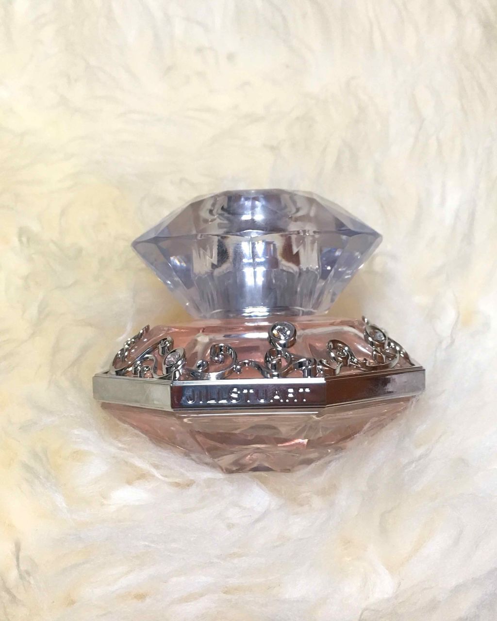 ジルバイ ジルスチュアート オードトワレ/JILL STUART/香水(レディース)を使ったクチコミ（1枚目）