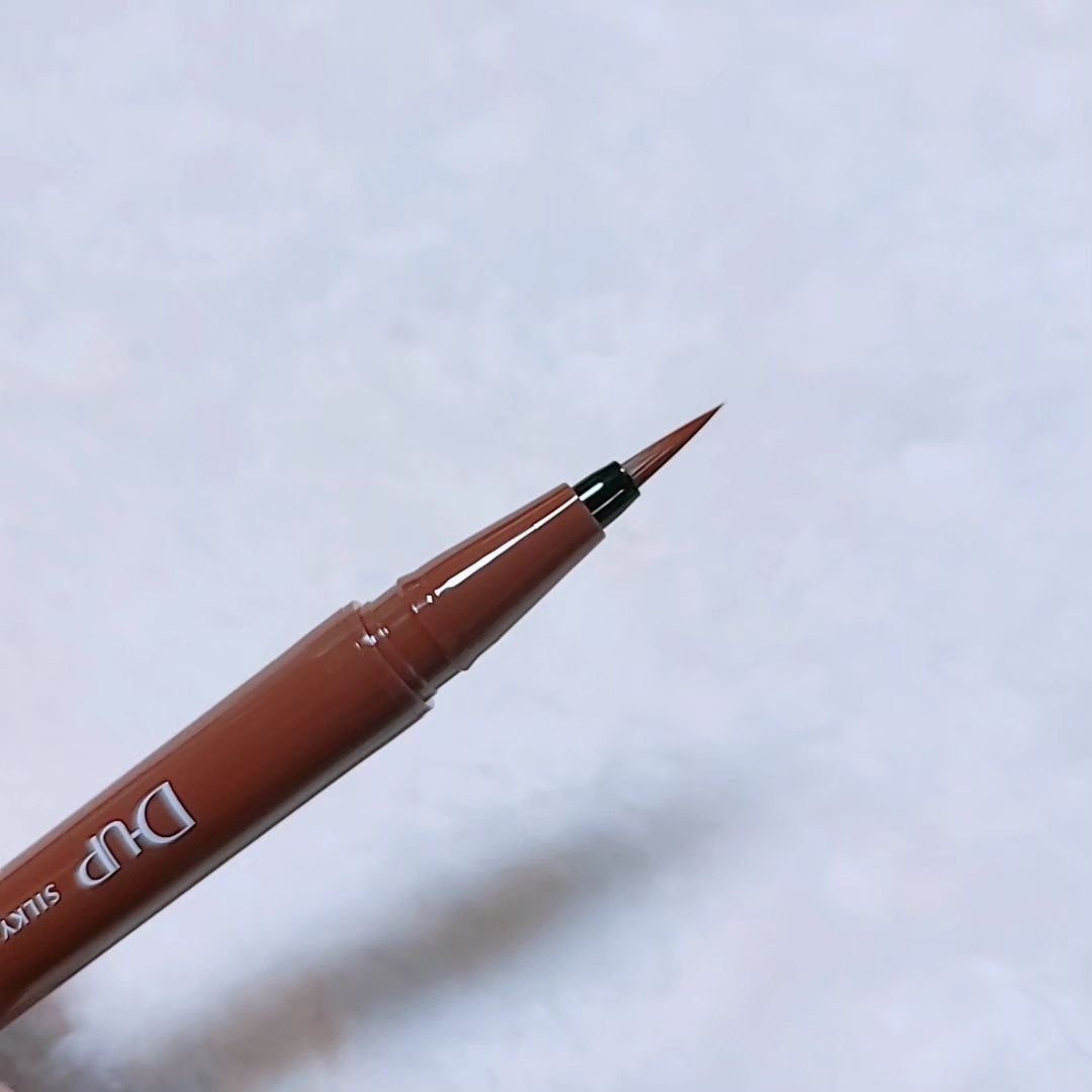 シルキーリキッドアイライナーWP/D-UP/リキッドアイライナーを使ったクチコミ(4枚目)