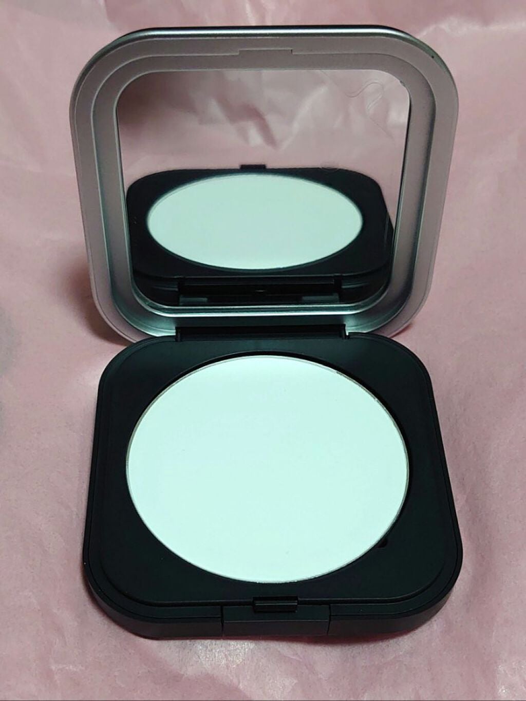 ウルトラHDプレストパウダー/MAKE UP FOR EVER/プレストパウダーを使ったクチコミ(2枚目)