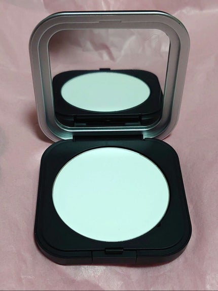 ウルトラHDプレストパウダー 01 トランスルーセント/MAKE UP FOR EVER/プレストパウダーを使ったクチコミ(2枚目)