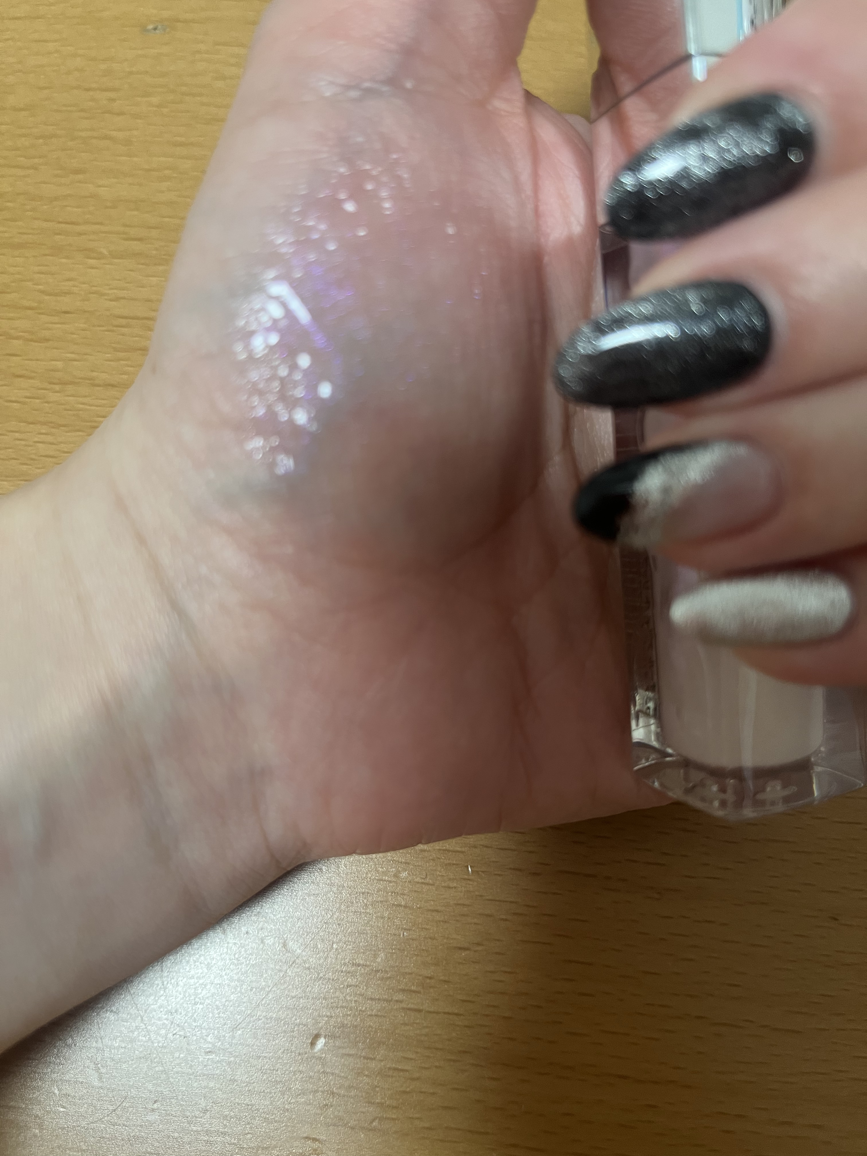 【旧】ディオール アディクト リップ マキシマイザー/Dior/リップグロスを使ったクチコミ（3枚目）