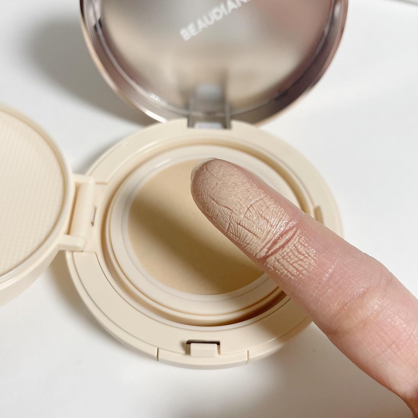 メッシュタイトアップクッション/BEAUDIANI/クッションファンデーションを使ったクチコミ(4枚目)