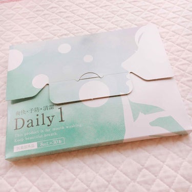 Daily1　8ml　30本入り　初回限定980円


Daily1は1回使いきりの小袋に入っています。
 
家で使う分にはもちろん、職場や外出先でかさばりませんね。
 
ピッと封を開けたら直接口に入れ