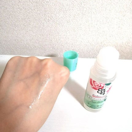 ロールオン フレッシュフローラルの香り/8x4/デオドラント・制汗剤を使ったクチコミ(4枚目)