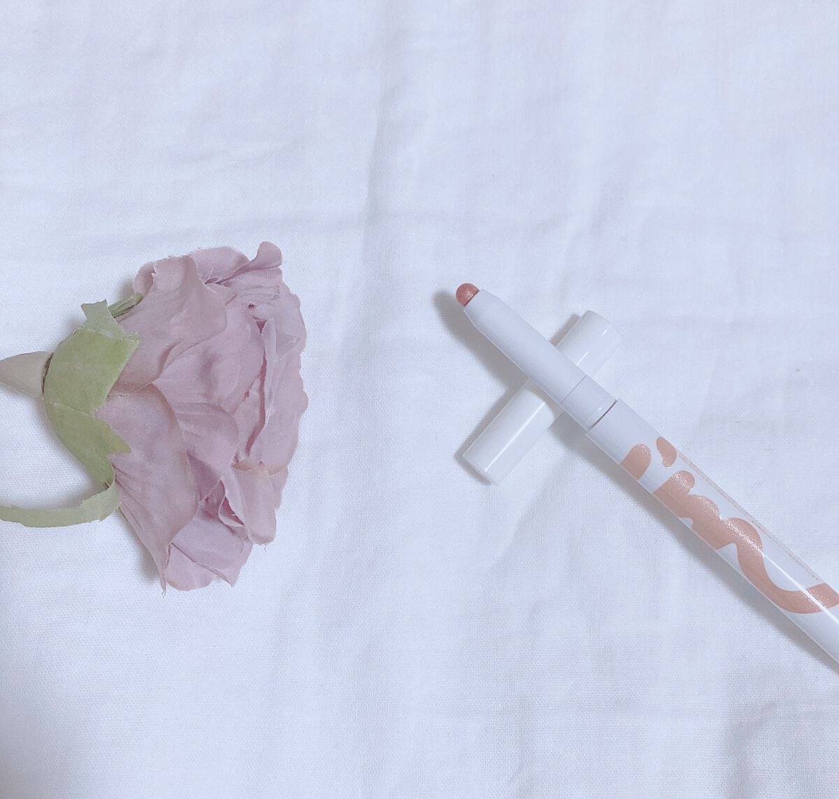 アイムスティックシャドウシマー/i’m meme/スティックアイシャドウを使ったクチコミ（2枚目）