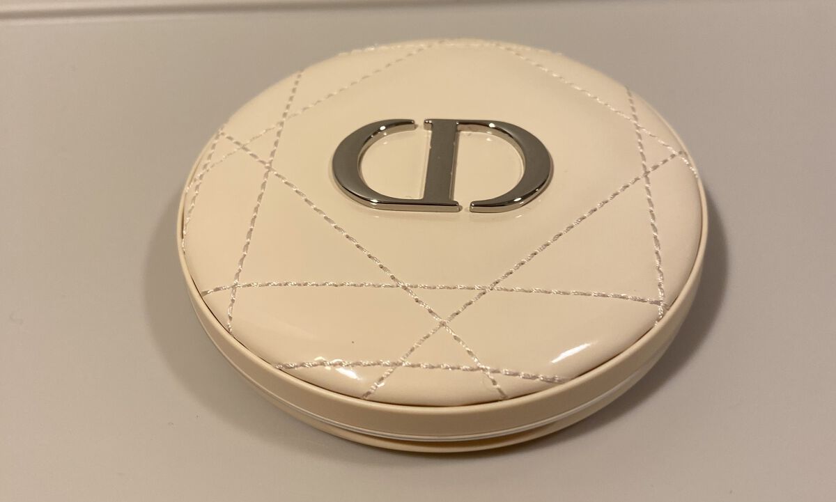 ディオールスキン フォーエヴァー クチュール ルミナイザー/Dior/プレストパウダーを使ったクチコミ（1枚目）