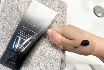 BLACK JELLY WASH(ブラックジェリーウォッシュ)/PLUEST/その他洗顔料を使ったクチコミ(2枚目)