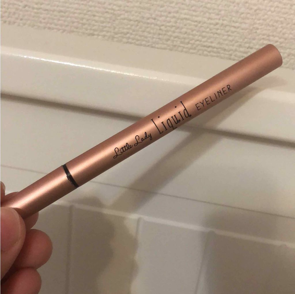 リキッドアイライナー/リトルレディ リュクス/リキッドアイライナーを使ったクチコミ（1枚目）