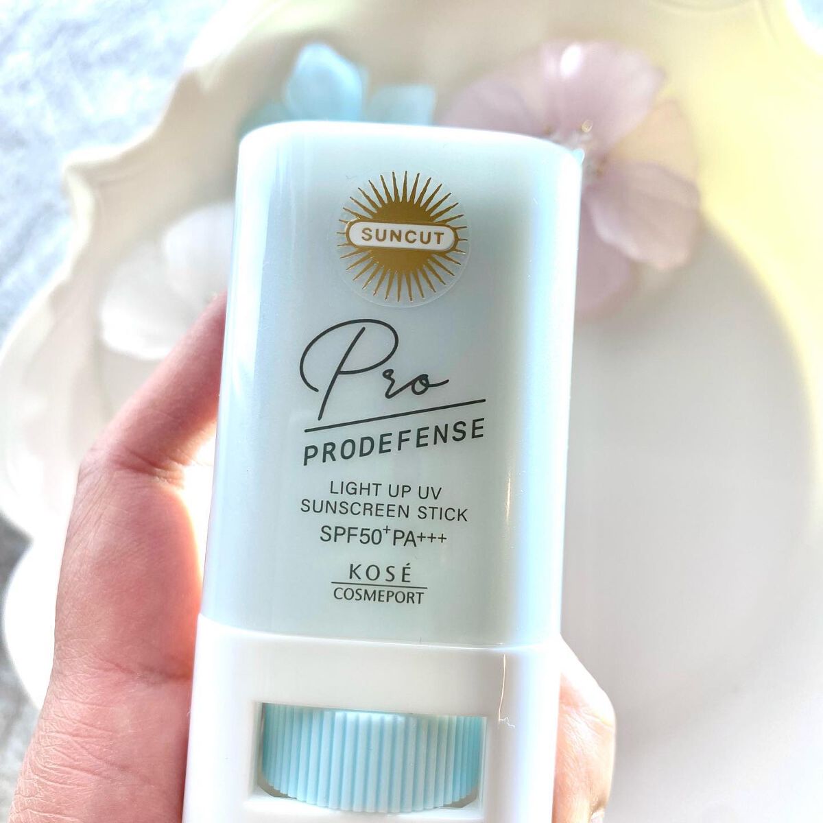 プロディフェンス ライトアップUV スティック/サンカット®/日焼け止めスティックを使ったクチコミ（2枚目）